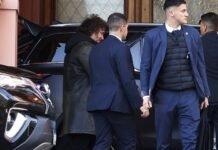 Milei ahora dice que necesita USD 125 mil millones para evitar una corrida
