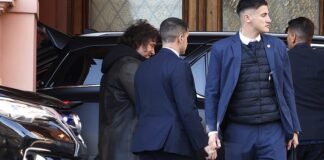 Milei ahora dice que necesita USD 125 mil millones para evitar una corrida