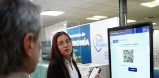 San Francisco incorporó tótems de autogestión para agilizar trámites municipales