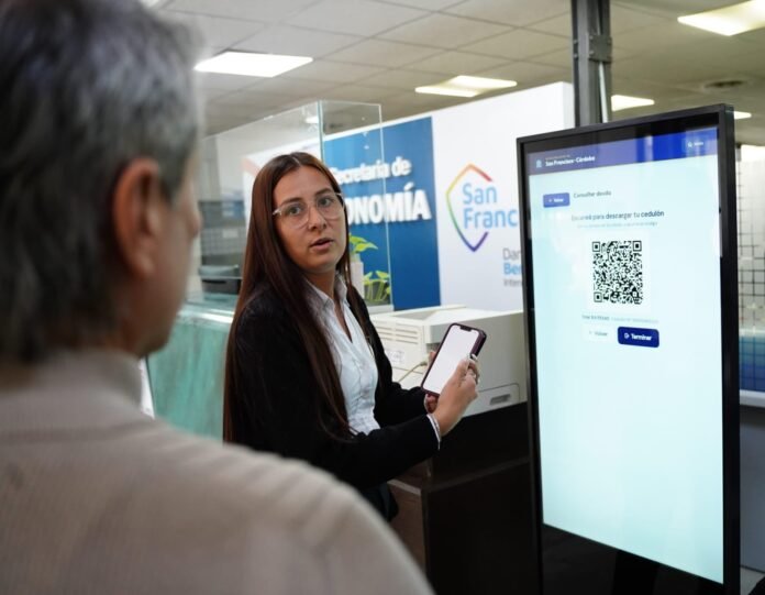 San Francisco incorporó tótems de autogestión para agilizar trámites municipales